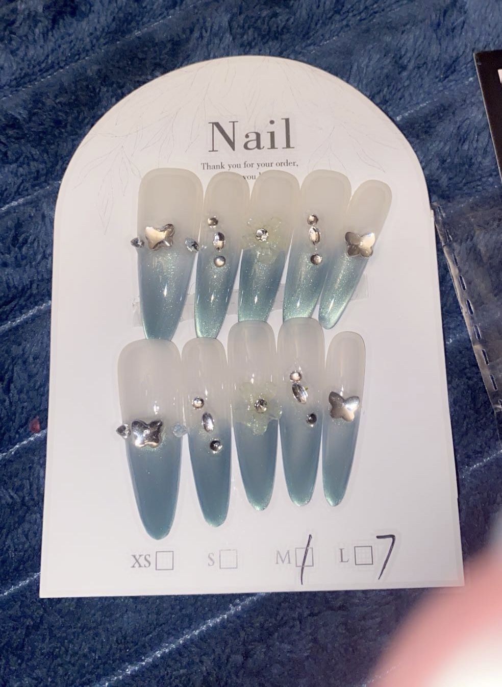 Nails 