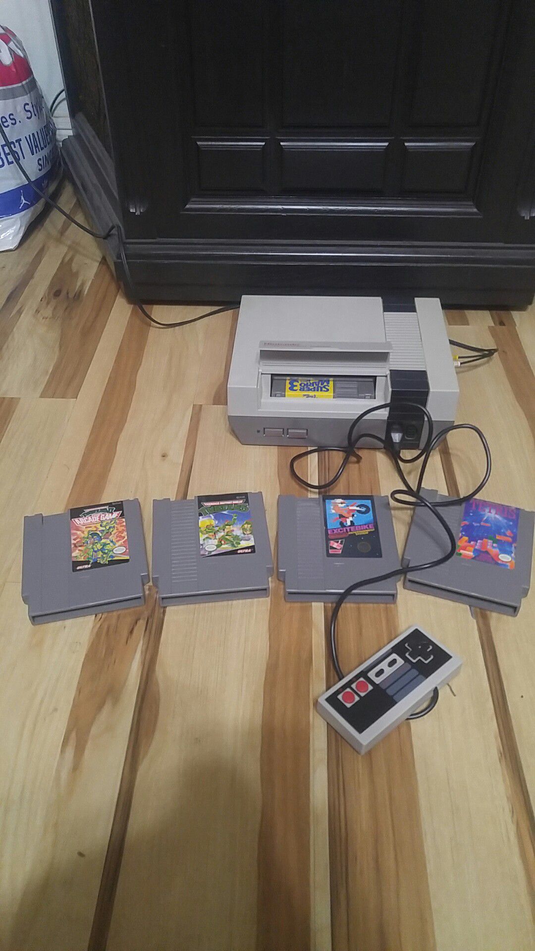 Nes with5 games