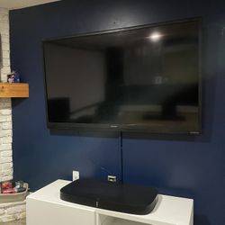 Sharp 60inches Tv 