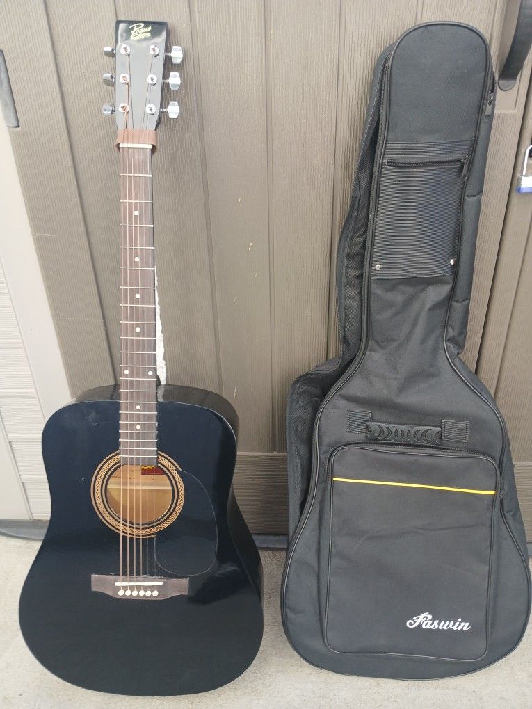 Rogue Acoustic Guitar