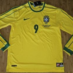 1998 Brazil home soccer jersey long sleeve 

RONALDO NAZARIO #9 

THE PHENOMENON 

1998 fifa France world cup 

Adult Size in stock:
M
L
XL