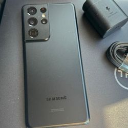 Samsung Galaxy S21 Ultra  , Unlocked   for all Company Carrier ,  Excellent Condition Like New 