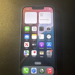 iPhone 13 – 128GB (Unlocked) – Excellent Condition