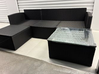 Free Delivery-Brand New Fully Assembled 77” 48.5” L sectional Wicker Sofa NEW 100%