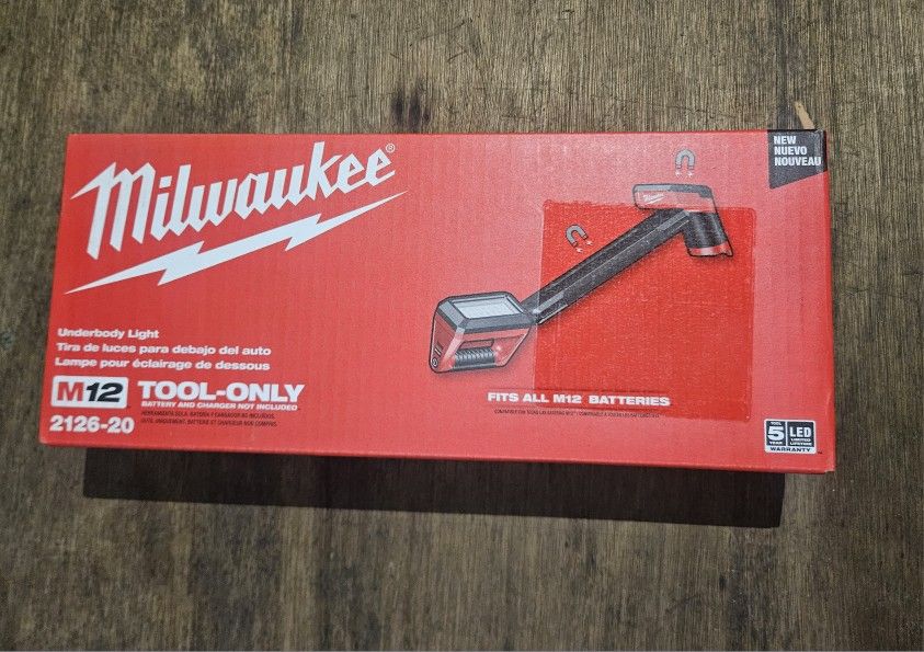 Milwaukee M12 Underbody Light