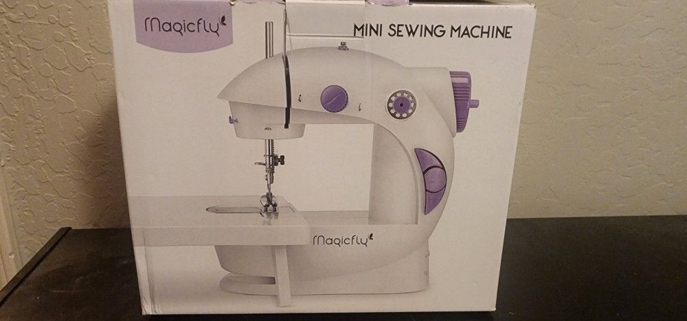 Mini Sewing Machine