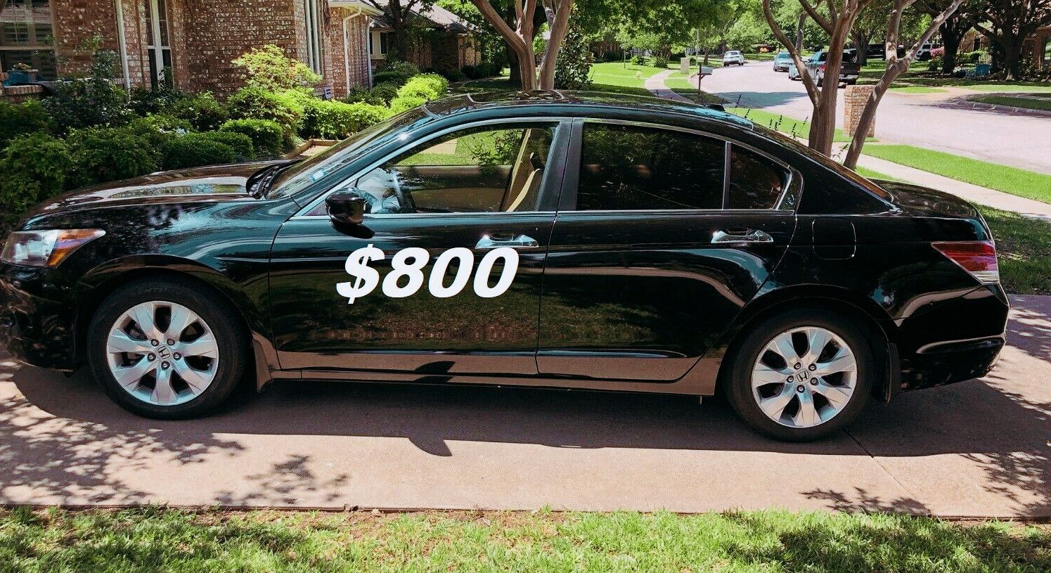 $8OO I’m selling my URGENT 2OO9 Honda Accord CLEAN TITLE.