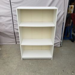 Bookshelf Or Bookcase With Adjustable Shelves 