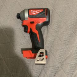 Milwaukee Taladro Impacto