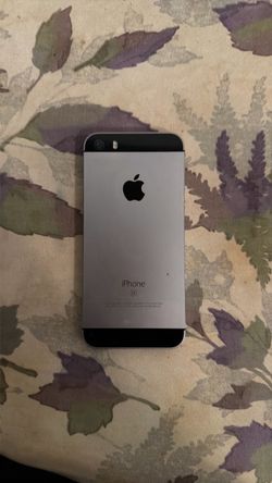Apple iPhone SE
