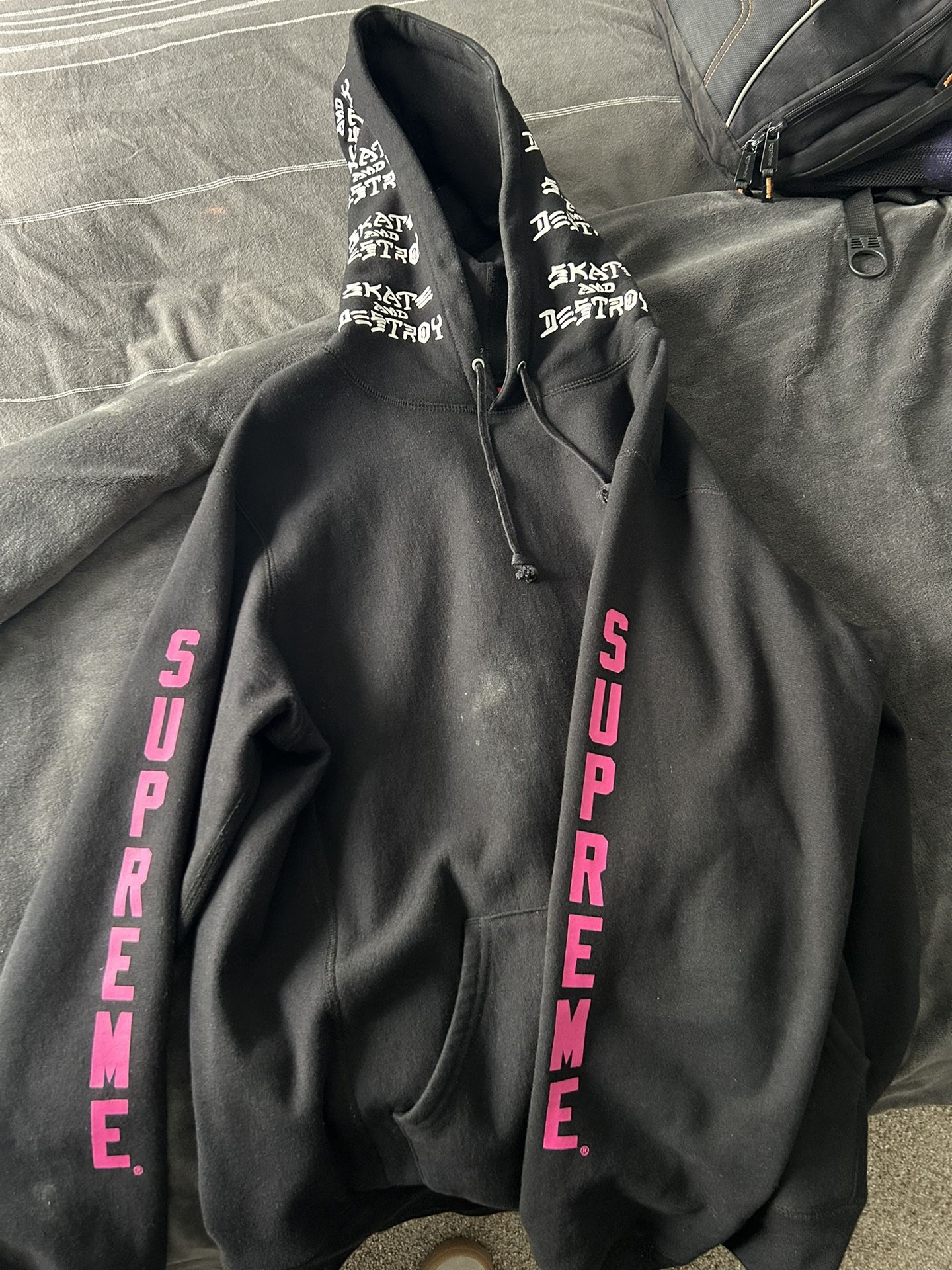 100% Real Thrasher Supreme Hoodie