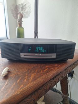 Bose Wave Music System with CD Player