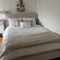 Queen Bed Frame 