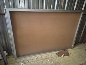 Enclosed Quartet Bulletin Board 4ft X 6ft
