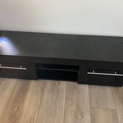 TV STAND 