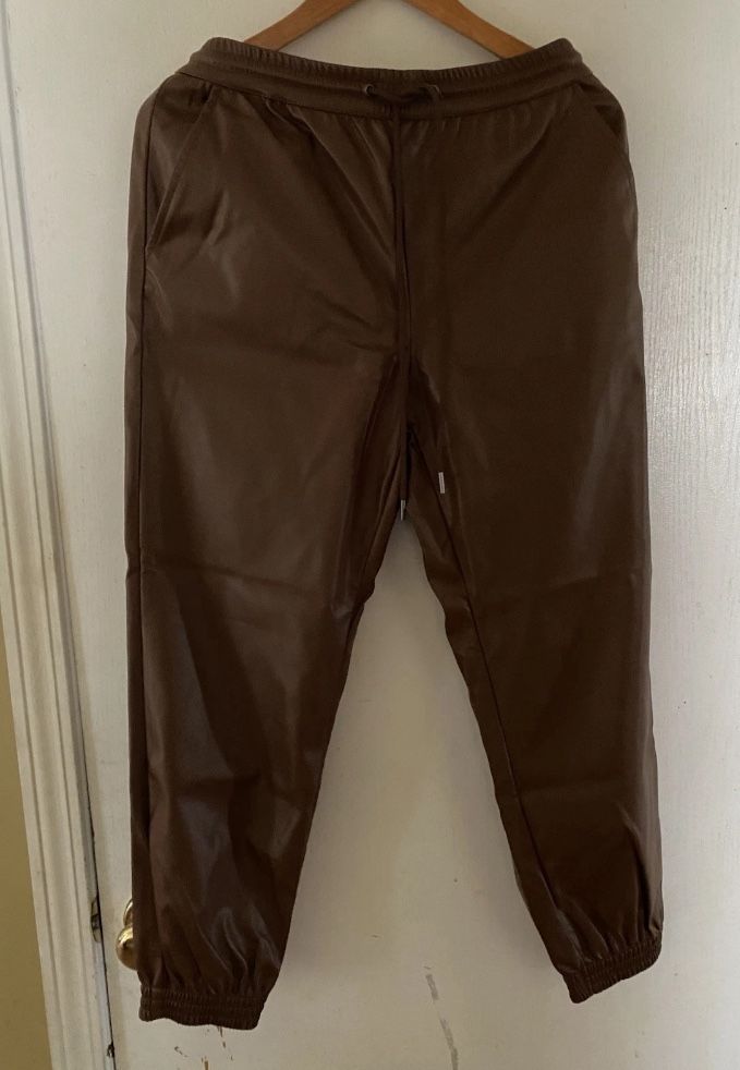 Ladies Size Small Brown Faux Leather Pants