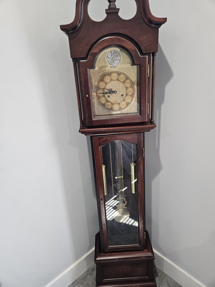 Real Wood Grandfather Clock 