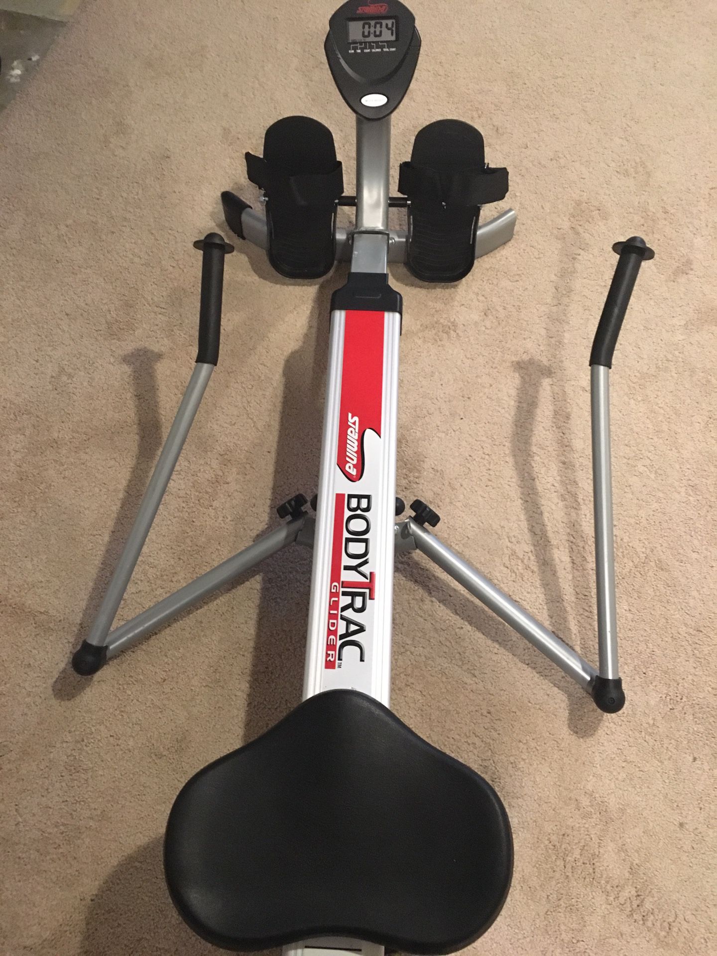New Rowing Machine, Never Used  Missing A Plastic Shoe On Front Brace