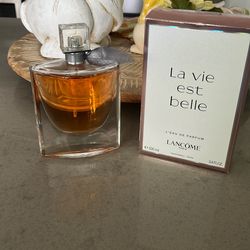 Lancôme La Vie  est Belle