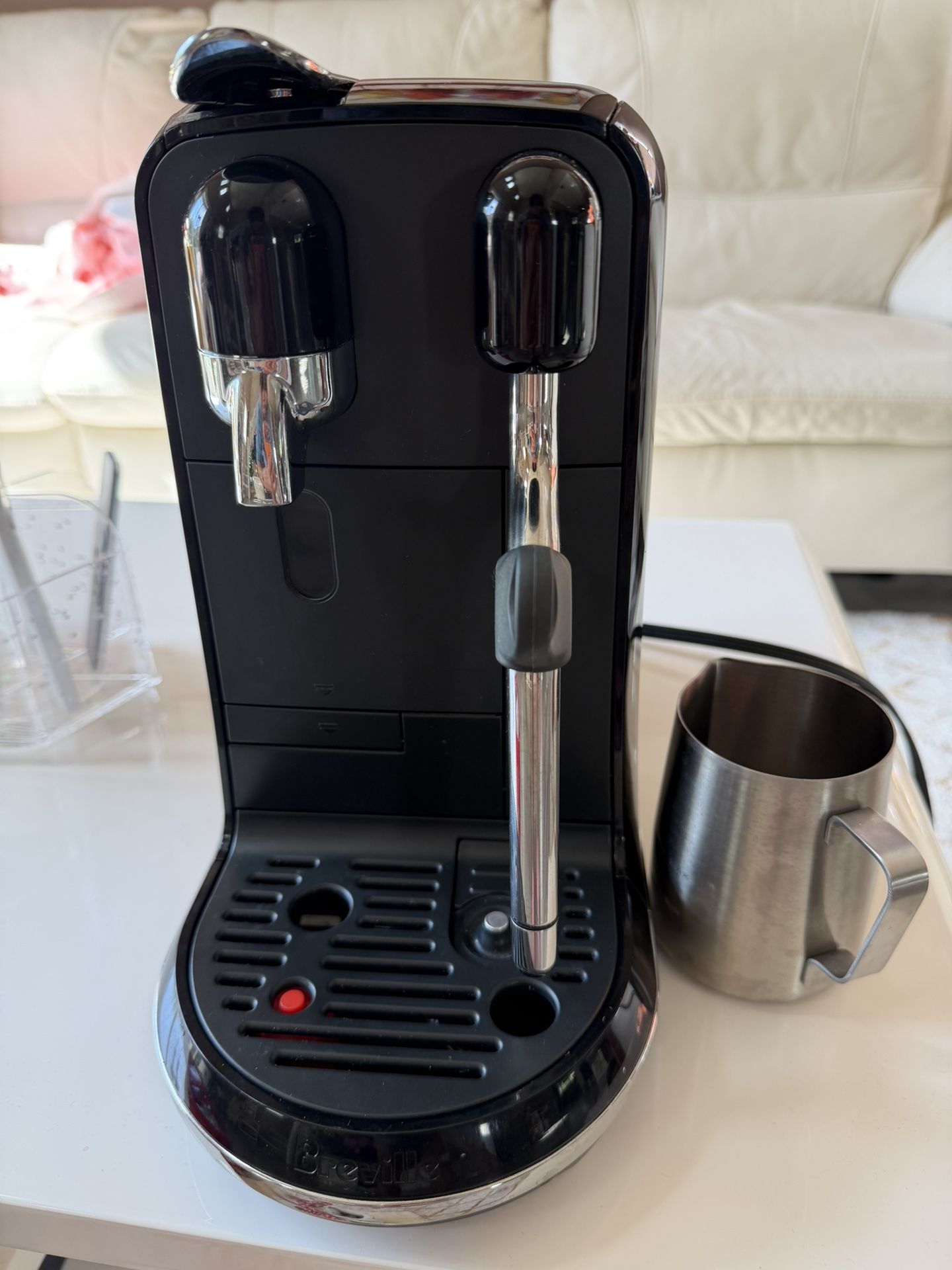 Nespresso Creatista Uno by Breville ( $300 Value Of Coffee Capsules Included See Pictures)