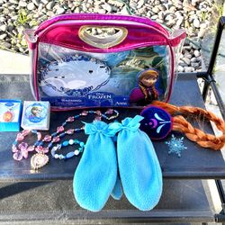 Disney Frozen Anna Accessories 