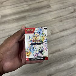 Prismatic Evolution Booster Bundle 