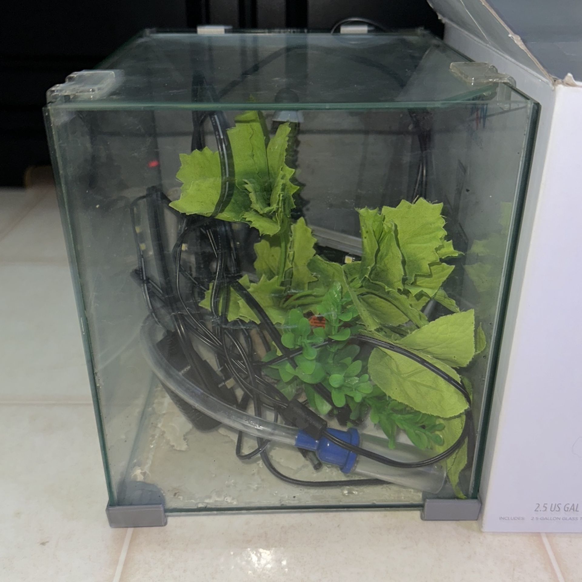 Top Fin Fish Tank