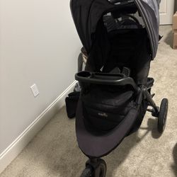 Evenflo Stroller & Car Seat(fits in The Stroller)