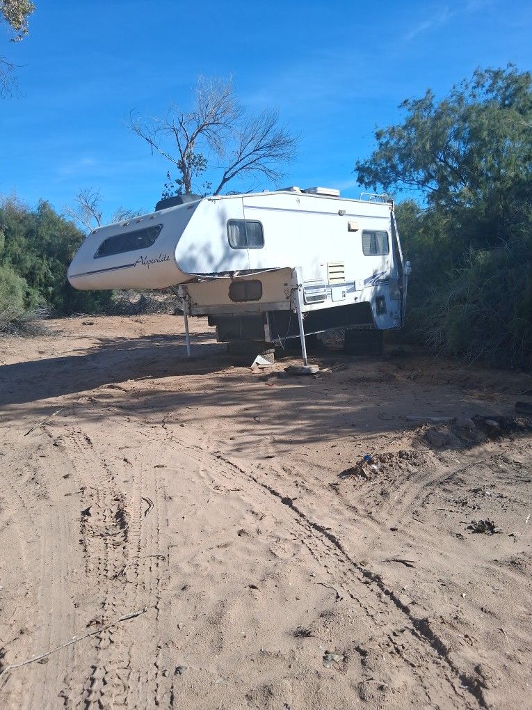 Alpenlite By Cascade Dx Db Slideout