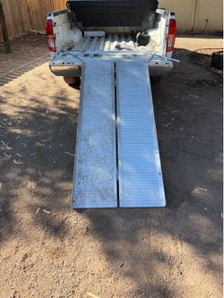 Motorcycle ramp