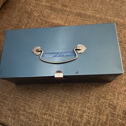 Vintage Domino’s in OK condition