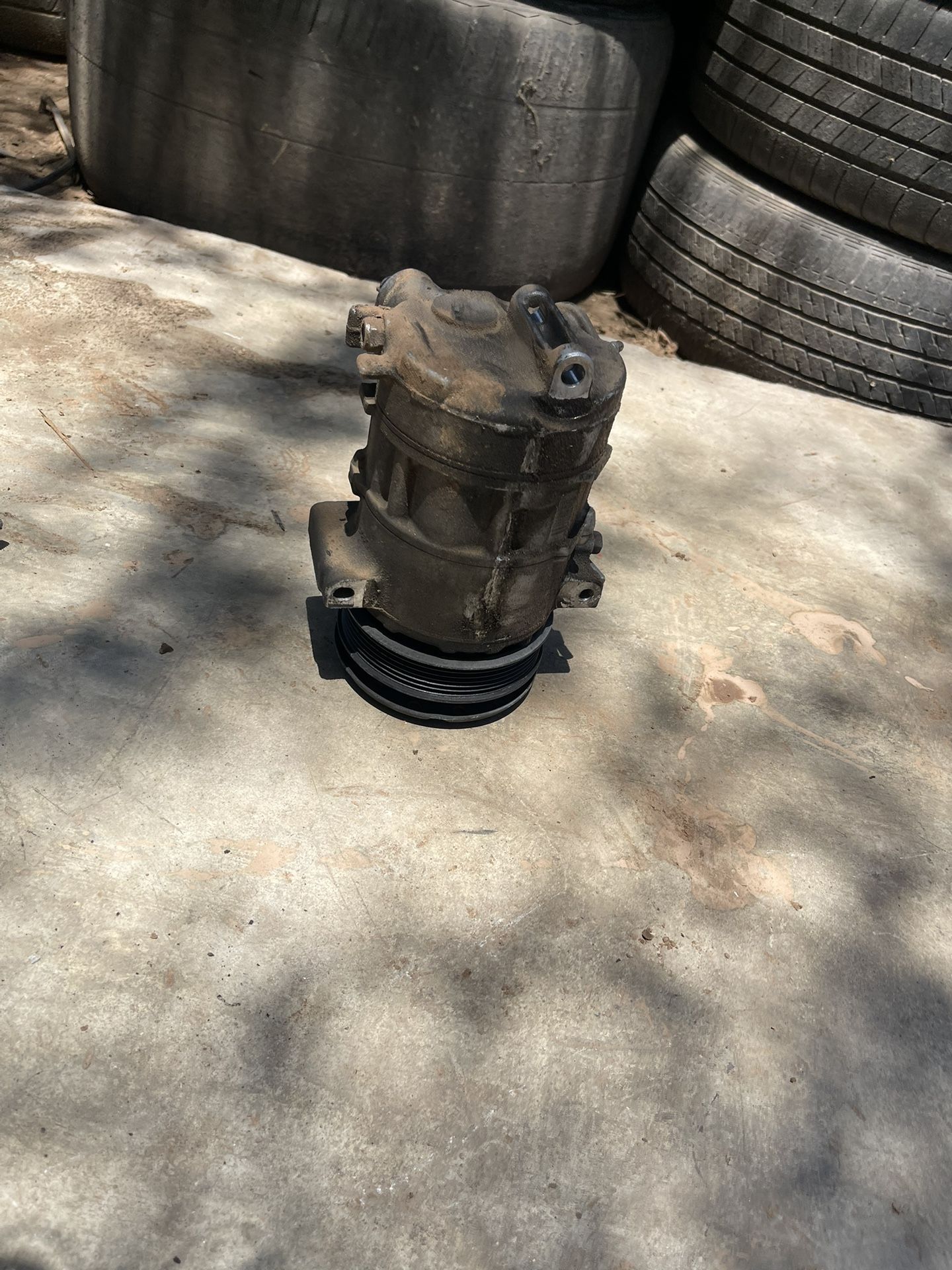 2012 Chrysler 200 Compressor