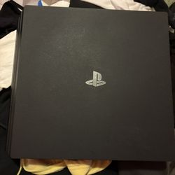 PS4 PRO
