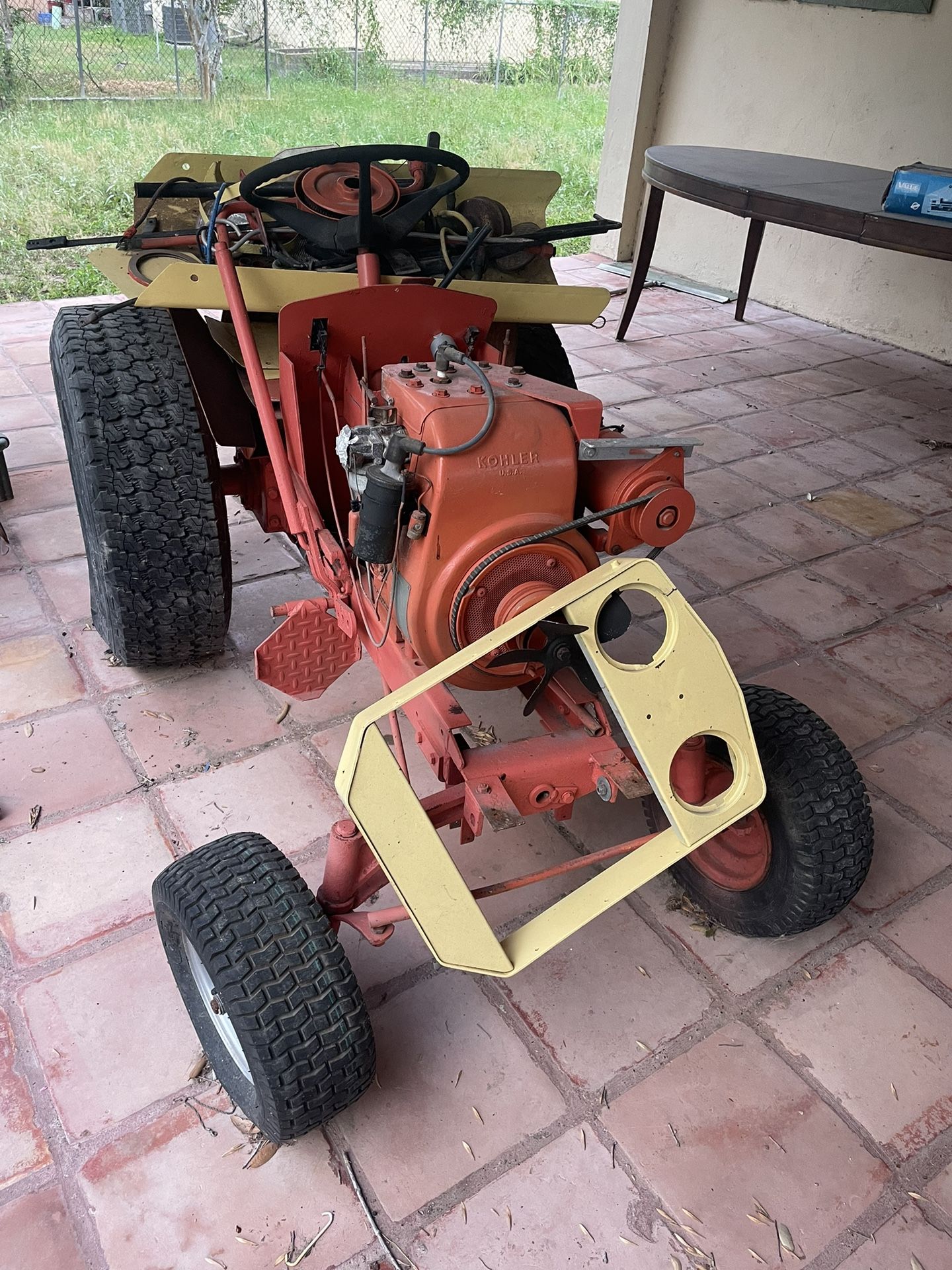 case lawn tractor