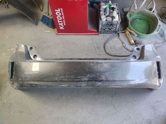 2012 2013 2014 2015 2016 2017 Toyota Prius V Rear Bumper Parachoques trasero