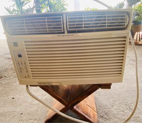 Frigidaire window Air conditioning unit