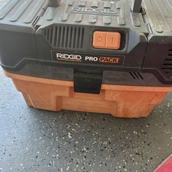 RIGID PRO PACK VACCUM