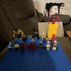 all Custom/un Authentic Lego 