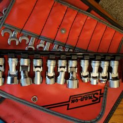 New Snap On Universal Sockets 