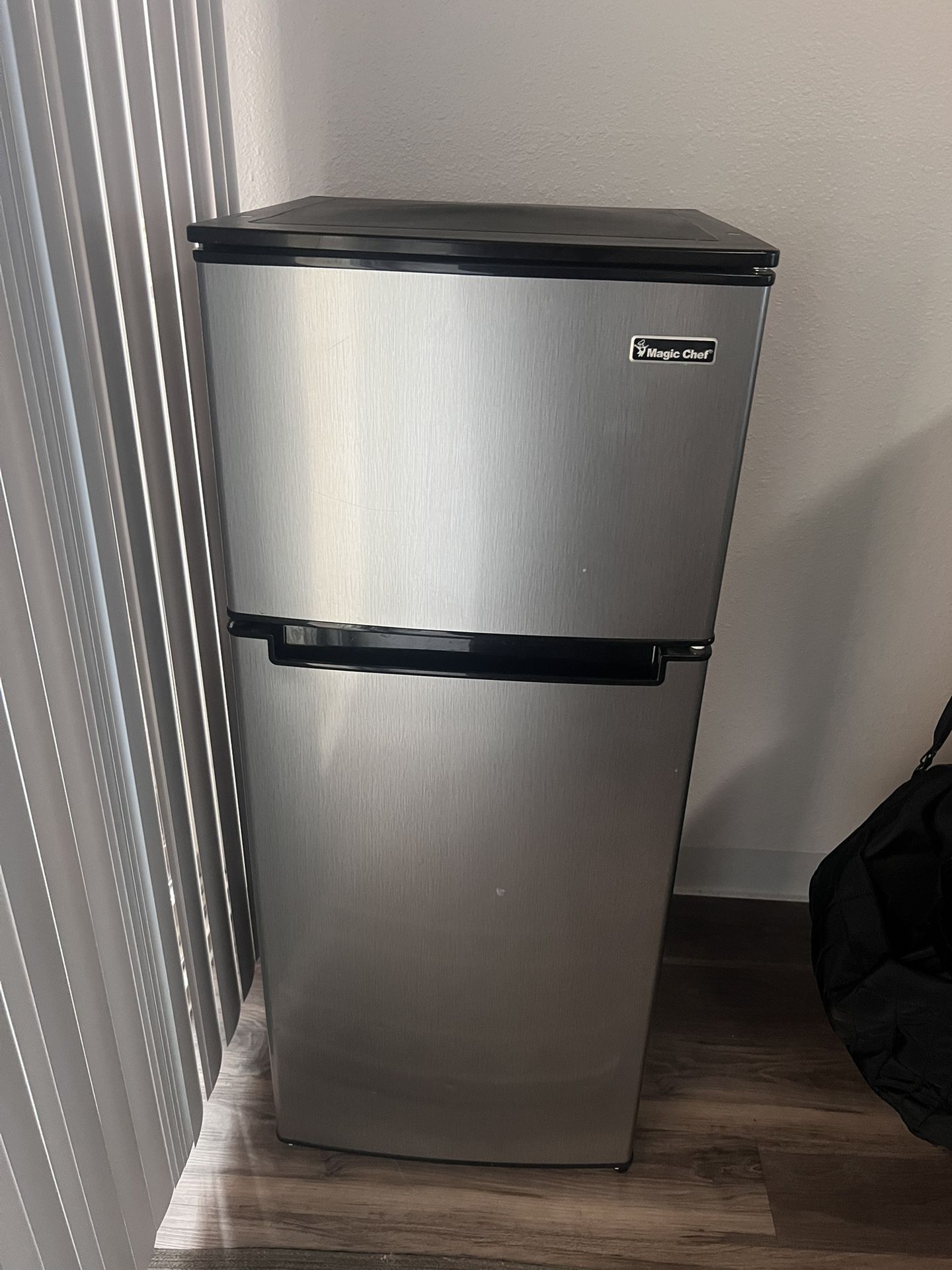 Magic Chef Mini Fridge