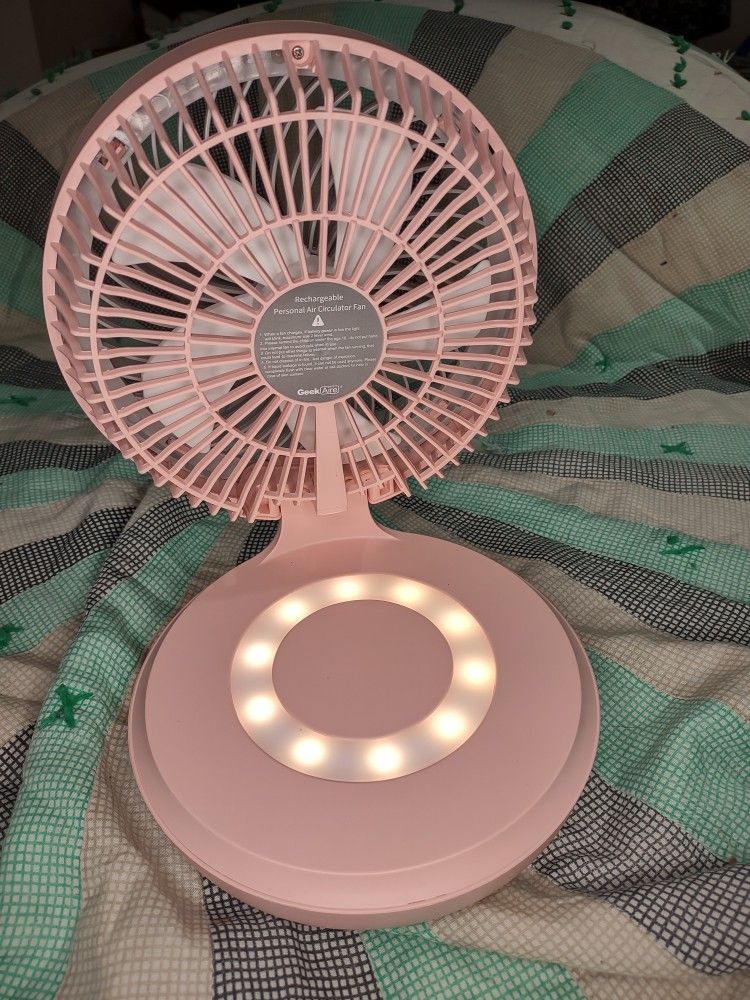 Geek Aire Rechargeable Oscillating Fan With Nightlight