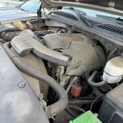 2004 GMC Denali