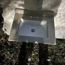 Two Sinks Different Sizes