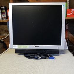 GATEWAY FLAT PANEL MONITOR