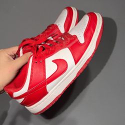 Red Dunks 