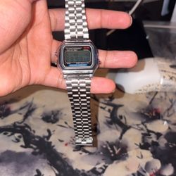 vintage style retro silver stainless steel digital watch Time date and day is already set