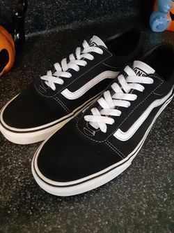 Vans Mens 10.5 Good Condition