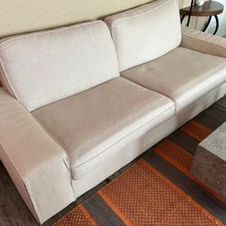 Moving Sale – Loveseat (2‐seater sofa) – Very Good Condition (10 yrs limited warranty still valid)