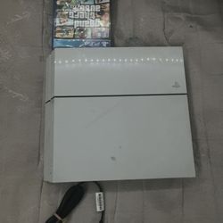 PS4 White