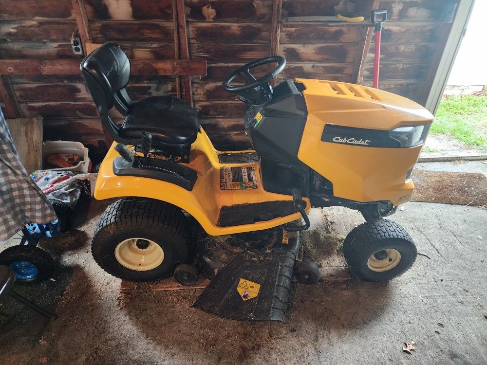 Cub Cadet XT1 With Kohler 7000 Series